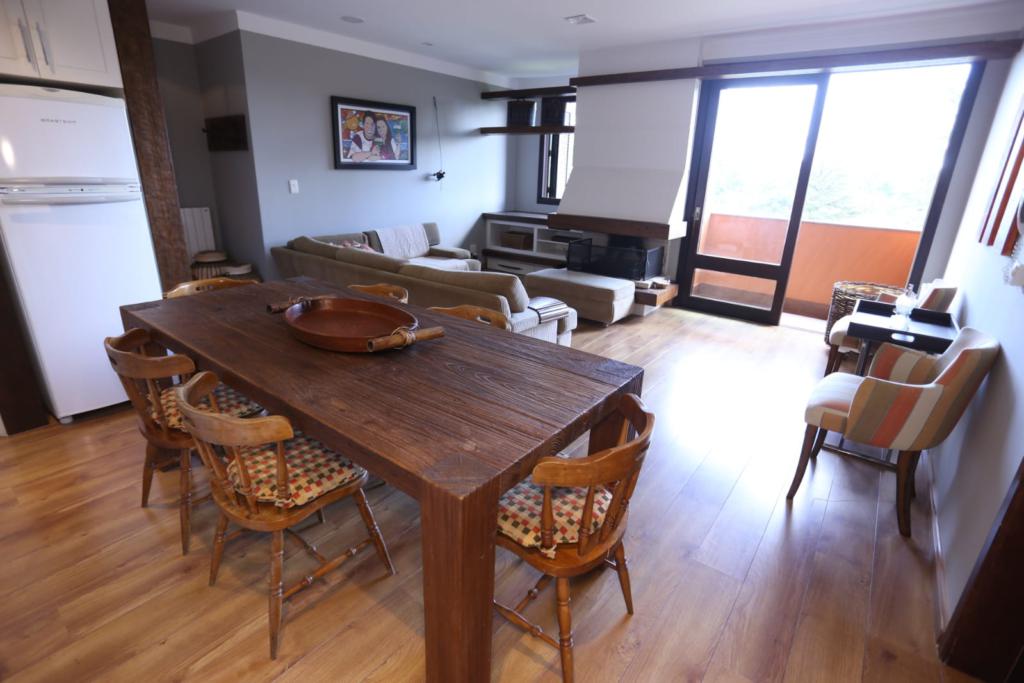 Apartamento 03 Dorm. com 106m² no bairro Avenida Central em Gramado para Comprar