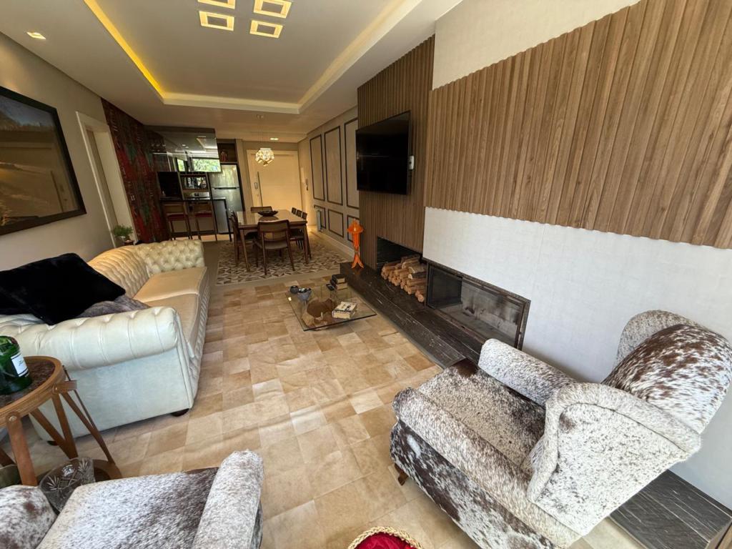 Apartamento 03 Dorm. com 104m² no bairro Bavaria em Gramado para Comprar