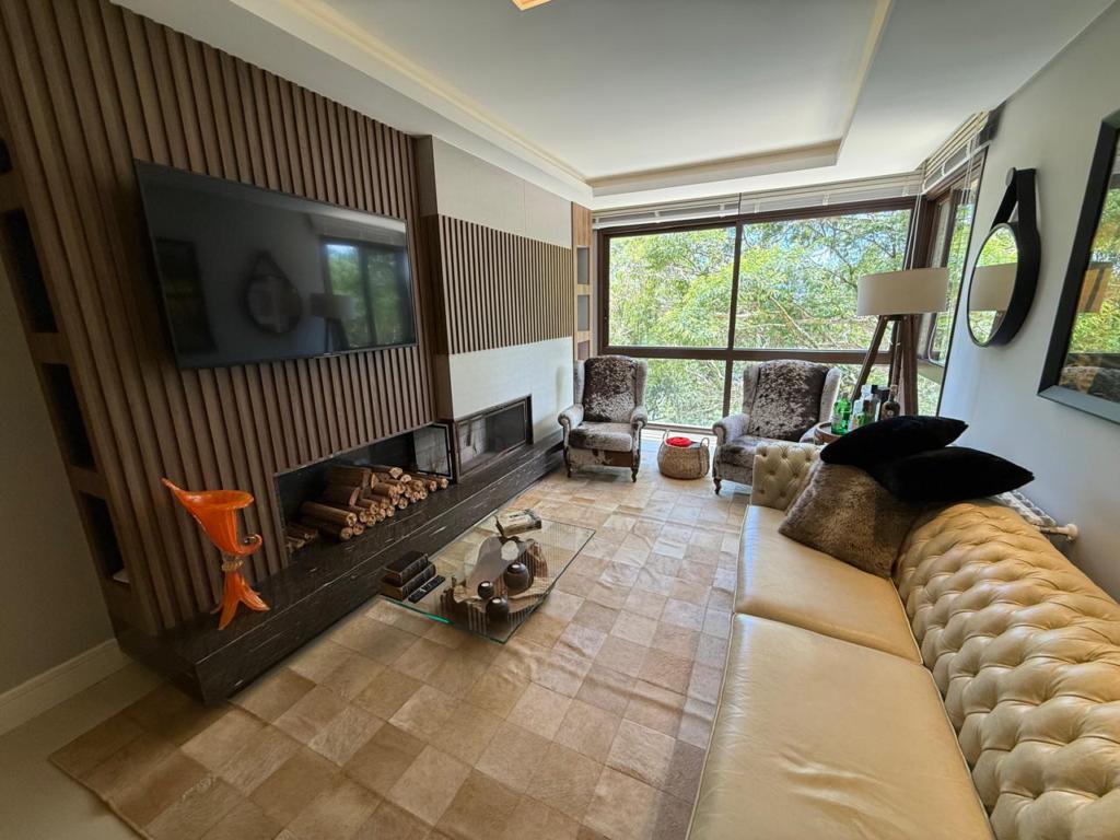 Apartamento 03 Dorm. com 104m² no bairro Bavaria em Gramado para Comprar