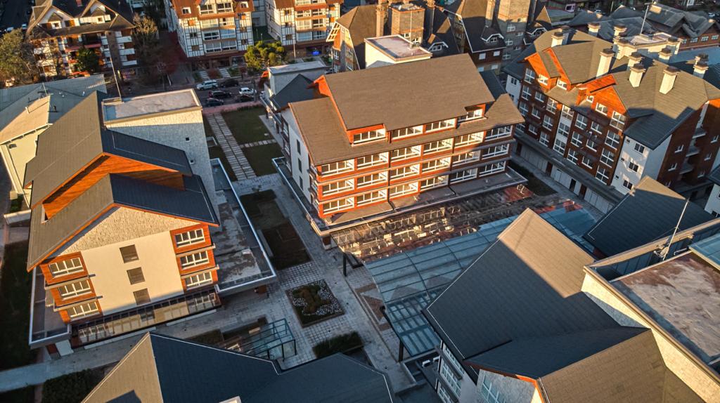 Sala com 39m² no bairro Centro em Gramado para Comprar