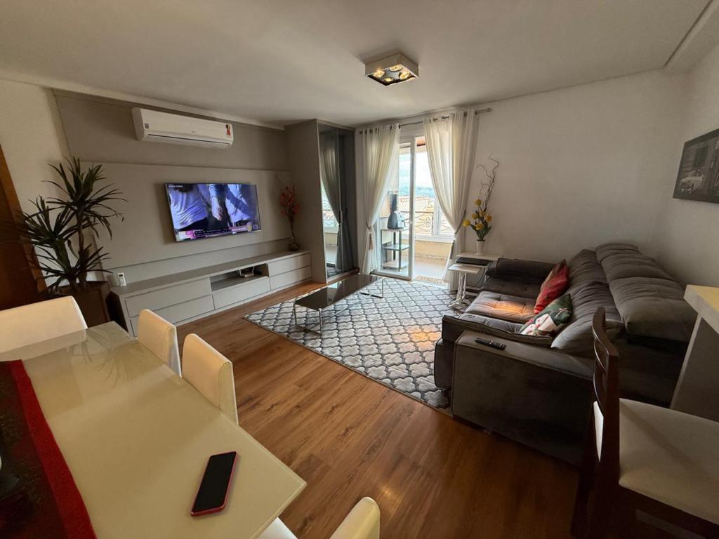 Apartamento 02 Dorm. com 100m² no bairro Centro em Gramado para Comprar