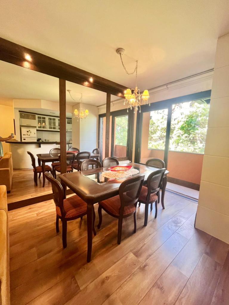 Apartamento 03 Dorm. com 106m² no bairro Avenida Central em Gramado para Comprar