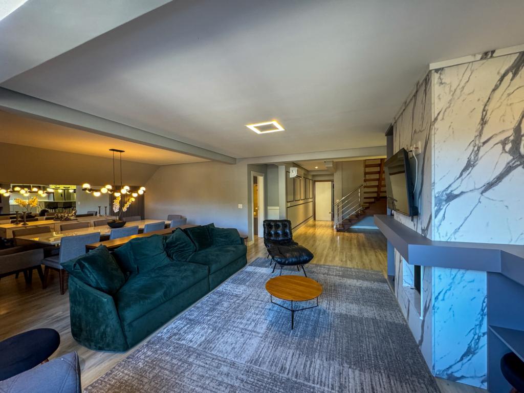 Apartamento 03 Dorm. com 276m² no bairro Centro em Gramado para Comprar