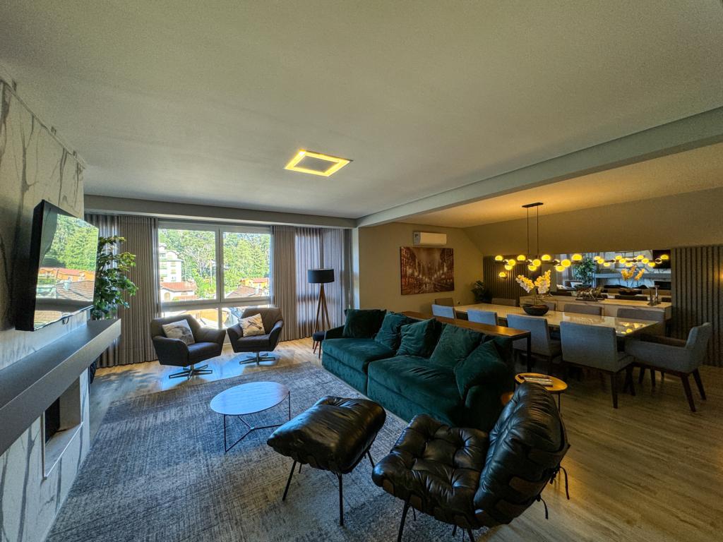 Apartamento 03 Dorm. com 276m² no bairro Centro em Gramado para Comprar