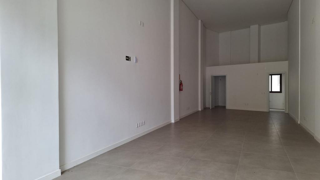 Loja com 84m² no bairro Centro em Gramado para Comprar