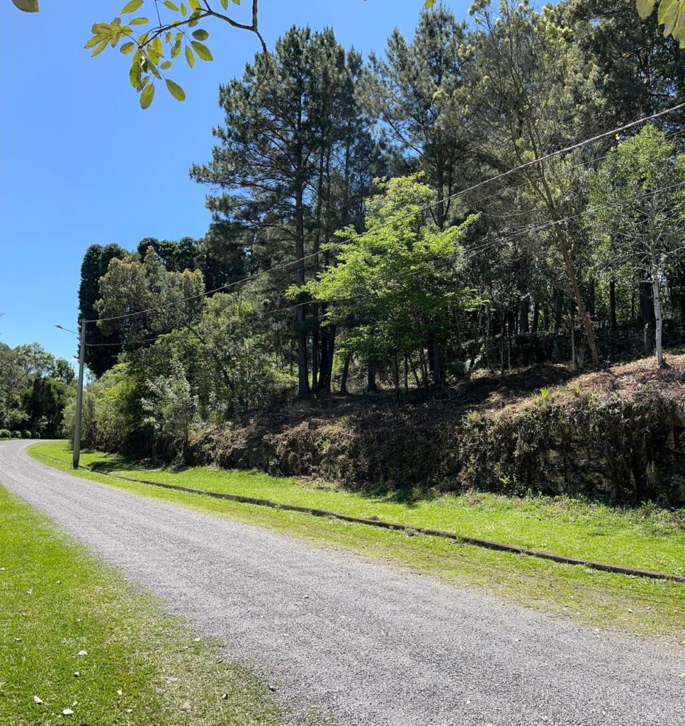 Terreno com 1198m² no bairro Golf Club em Gramado para Comprar