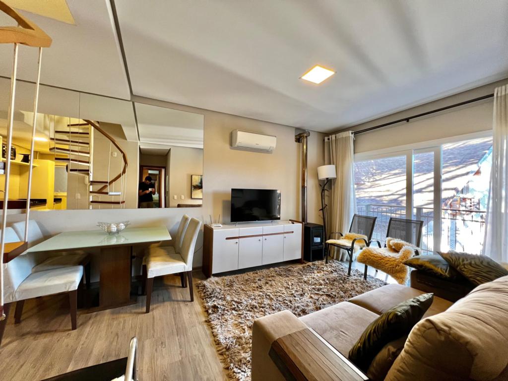 Apartamento 02 Dorm. com 57m² no bairro Carniel em Gramado para Comprar