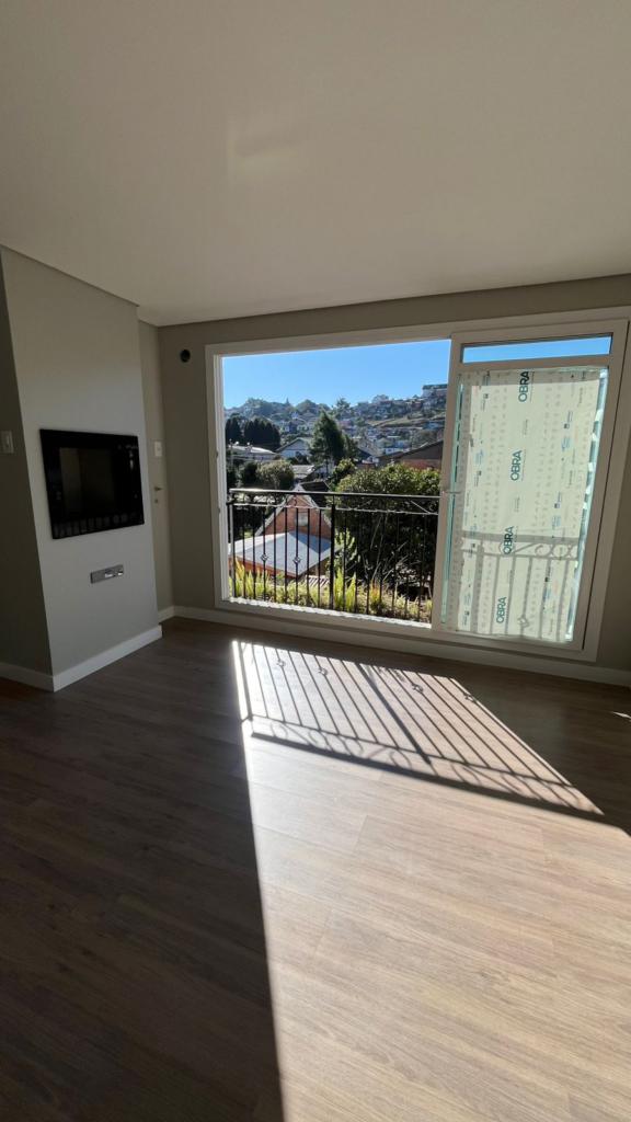 Apartamento 03 Dorm. com 97m² no bairro Piratini em Gramado para Comprar