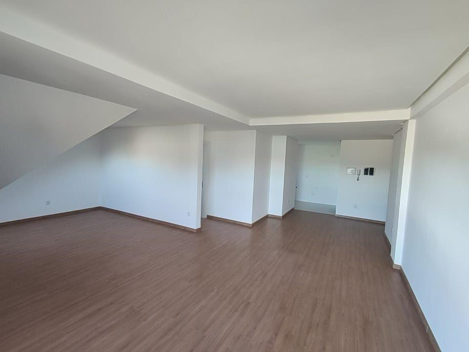 Apartamento 04 Dorm. com 128m² no bairro Avenida Central em Gramado para Comprar