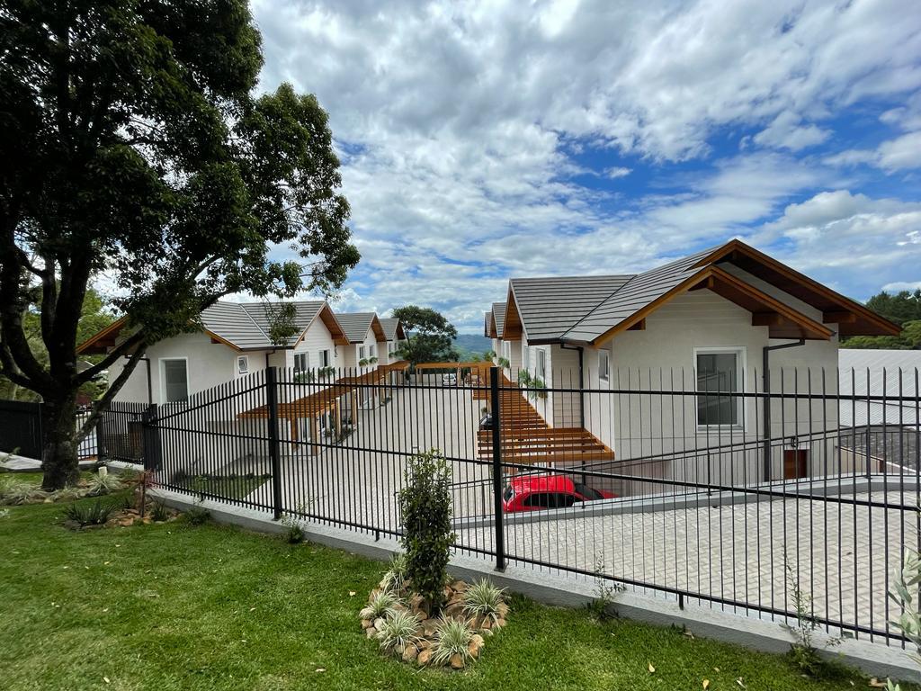 Casa 02 Dorm. com 79m² no bairro Varzea Grande em Gramado para Comprar