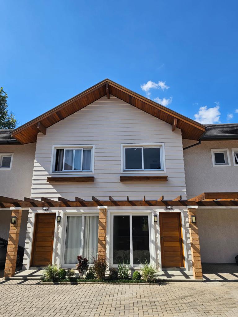 Casa 02 Dorm. com 82m² no bairro Varzea Grande em Gramado para Comprar