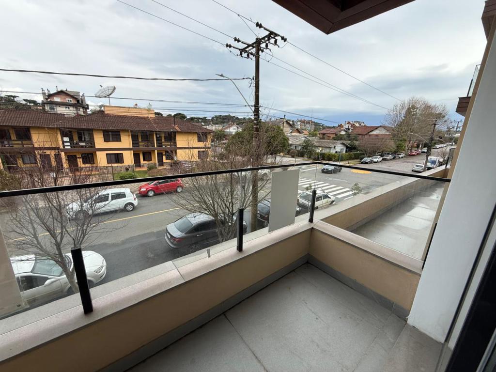 Apartamento 02 Dorm. com 75m² no bairro Centro em Canela para Comprar