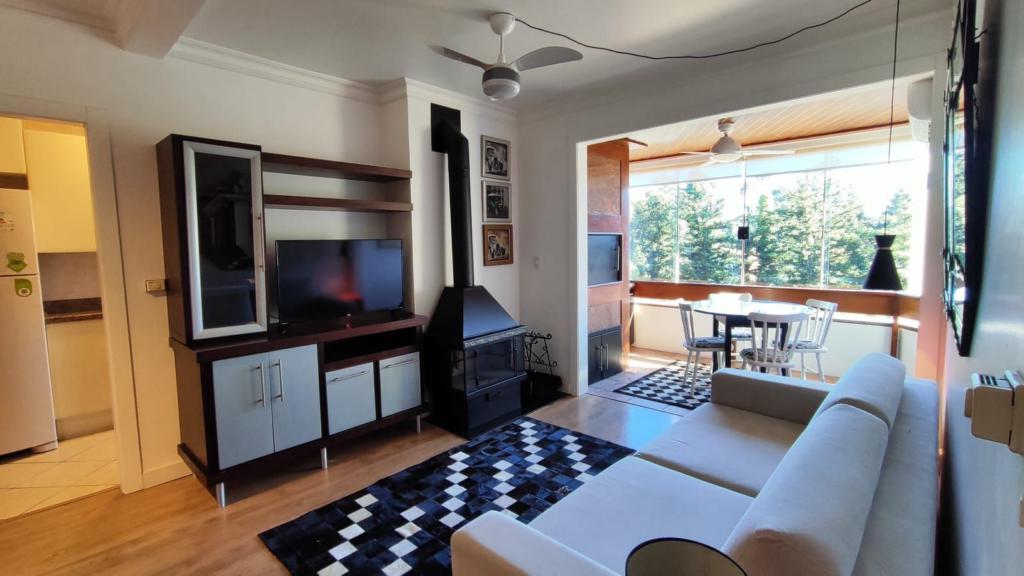 Apartamento 03 Dorm. com 182m² no bairro Planalto em Gramado para Comprar