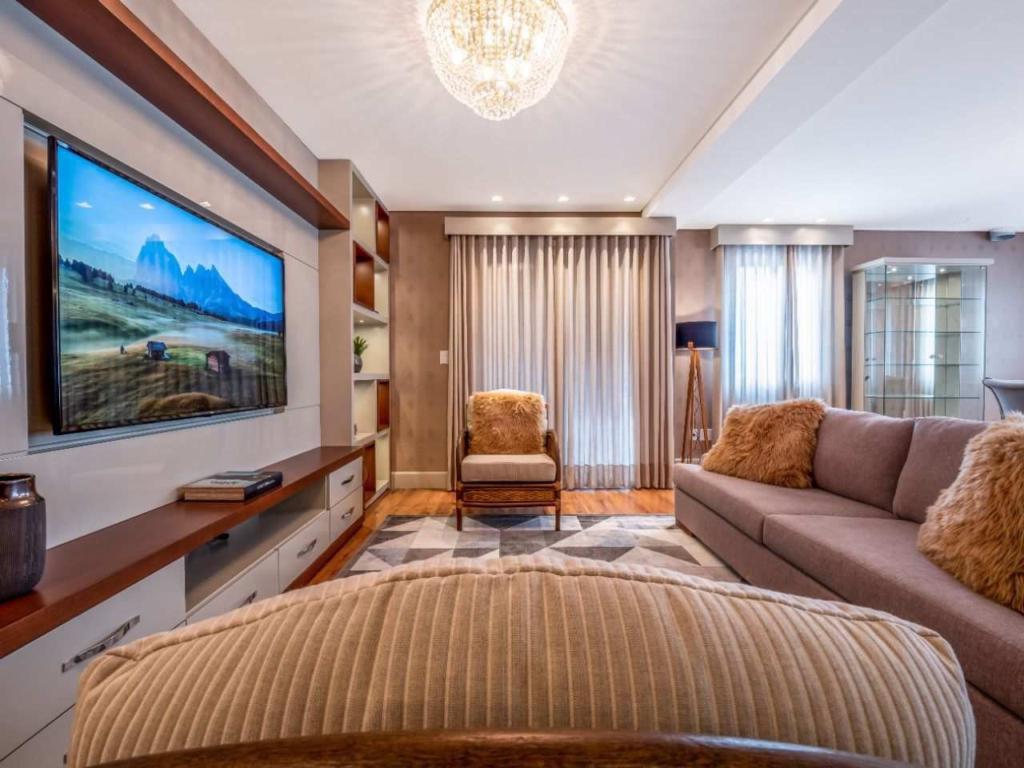 Apartamento 03 Dorm. com 152m² no bairro Centro em Gramado para Comprar