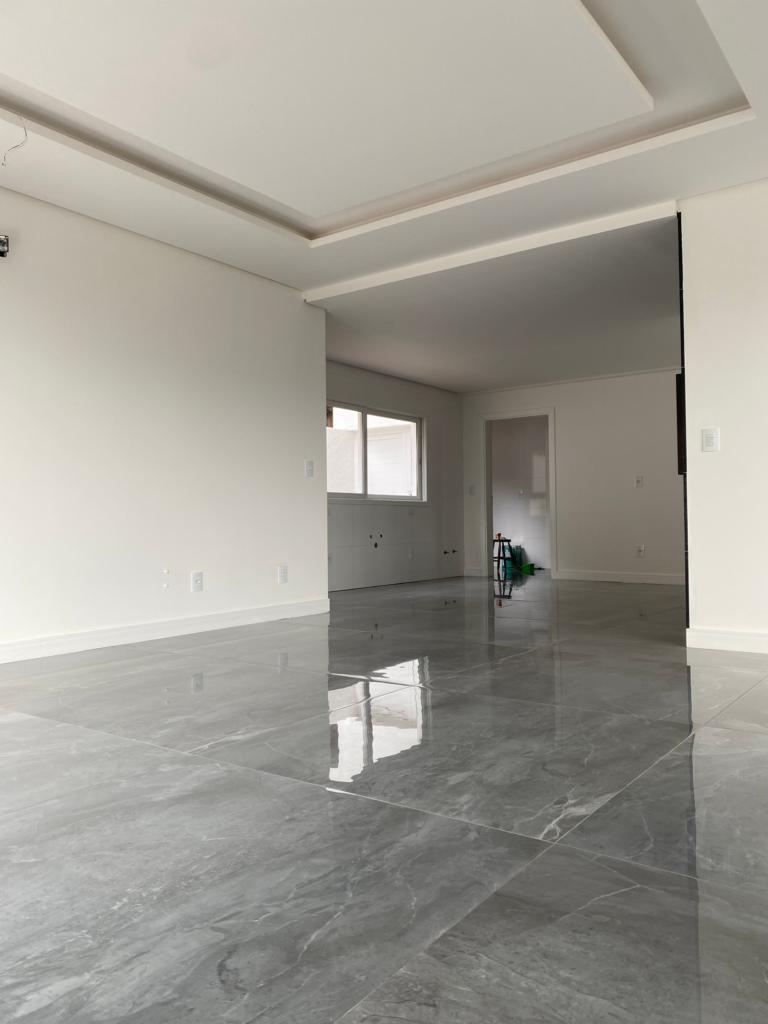 Casa 04 Dorm. com 300m² no bairro Alphaville em Gramado para Comprar