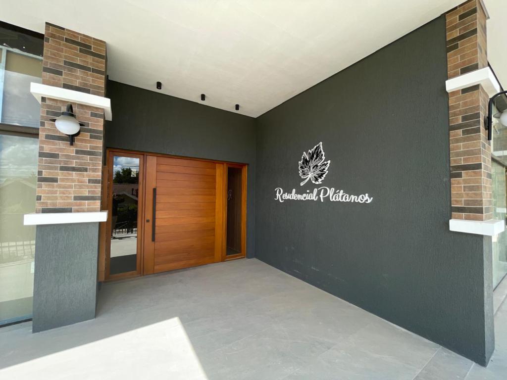 Apartamento 02 Dorm. com 84m² no bairro Avenida Central em Gramado para Comprar