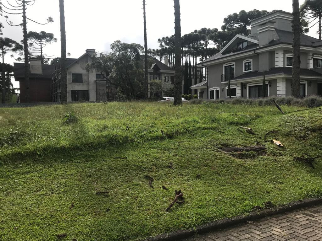 Terreno com 800m² no bairro Aspen Mountain em Gramado para Comprar