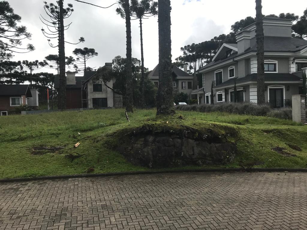 Terreno com 800m² no bairro Aspen Mountain em Gramado para Comprar