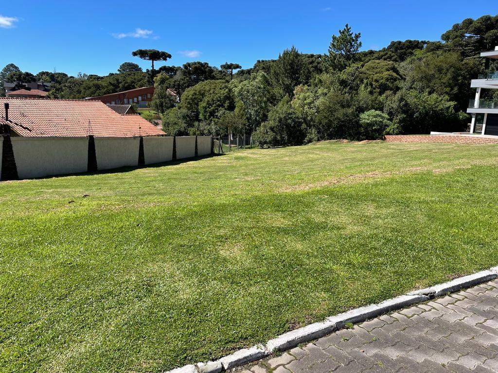 Terreno com 1770m² no bairro Altos Pinheiros em Canela para Comprar