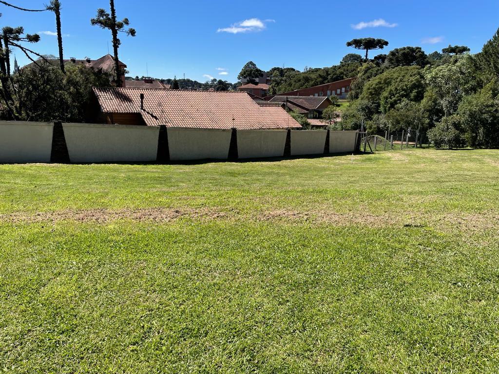 Terreno com 1770m² no bairro Altos Pinheiros em Canela para Comprar