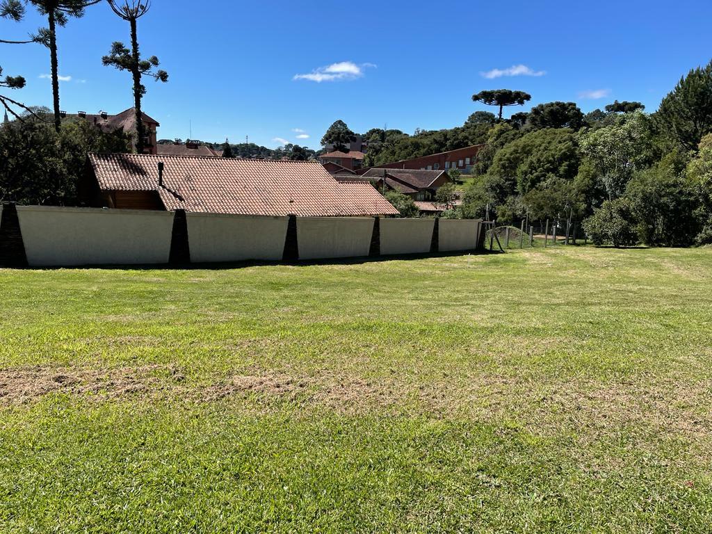 Terreno com 1770m² no bairro Altos Pinheiros em Canela para Comprar