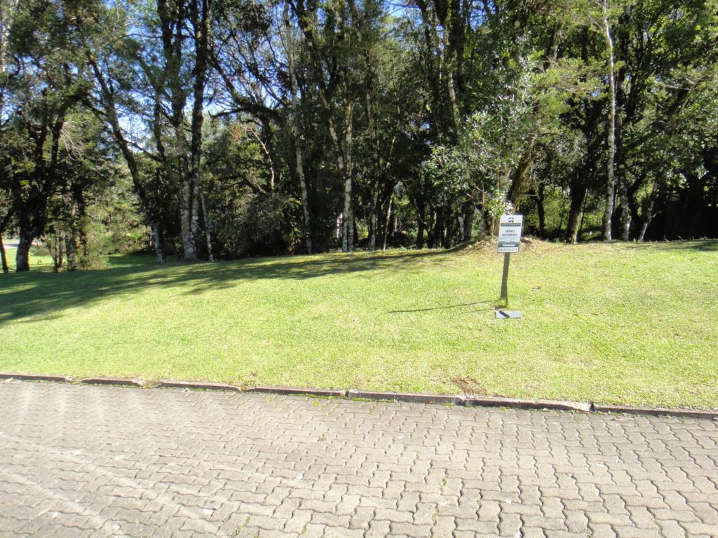 Terreno com 707m² no bairro Altos Pinheiros em Canela para Comprar