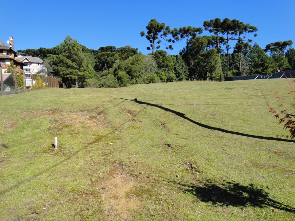 Terreno com 1294m² no bairro Altos Pinheiros em Canela para Comprar