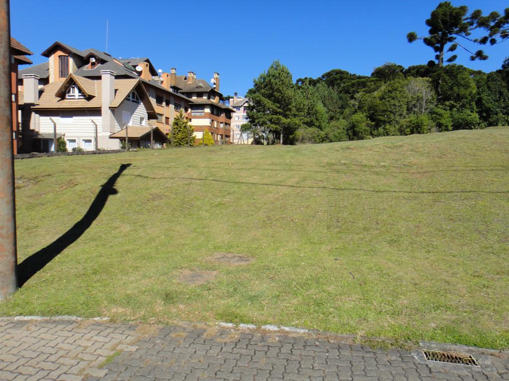Terreno com 1294m² no bairro Altos Pinheiros em Canela para Comprar