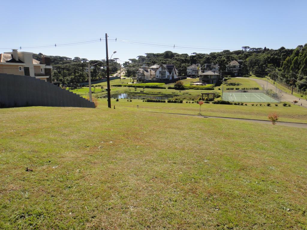 Terreno com 900m² no bairro Altos Pinheiros em Canela para Comprar
