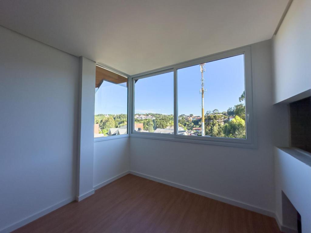 Apartamento 02 Dorm. com 94m² no bairro Moura em Gramado para Comprar