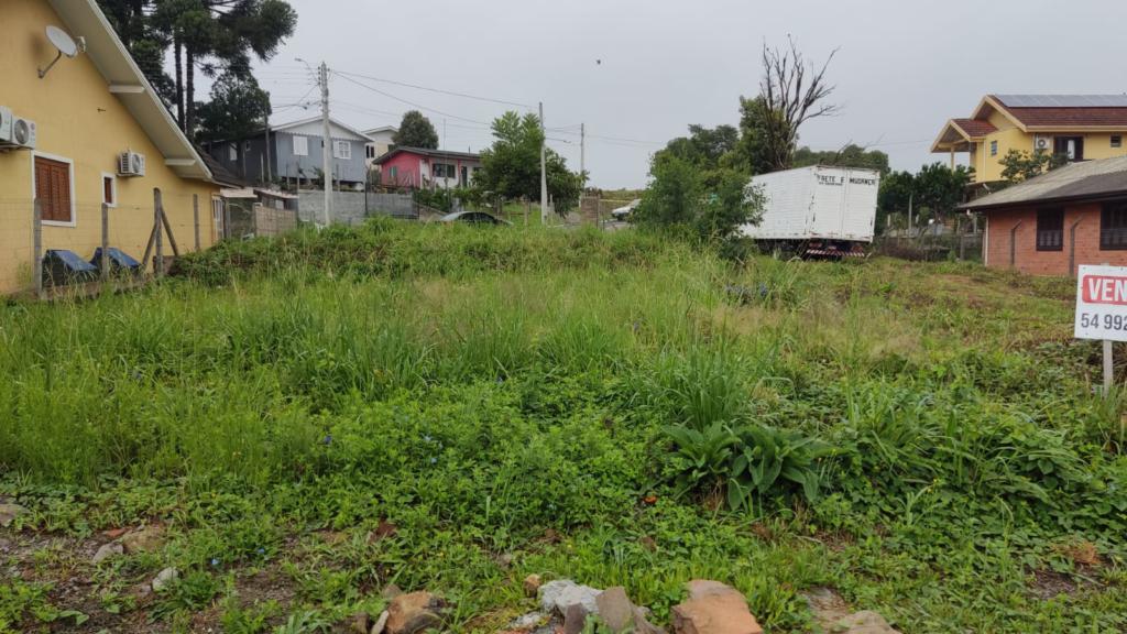Terreno Comercial no bairro Moura em Gramado para Comprar