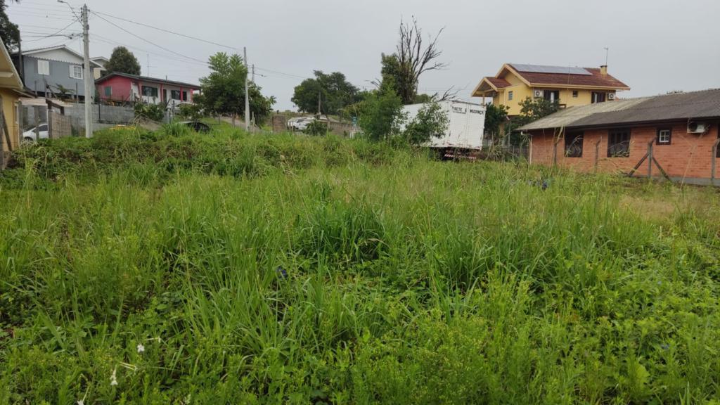 Terreno Comercial no bairro Moura em Gramado para Comprar