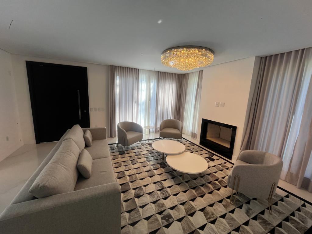 Casa 05 Dorm. com 371m² no bairro Aspen Mountain em Gramado para Comprar