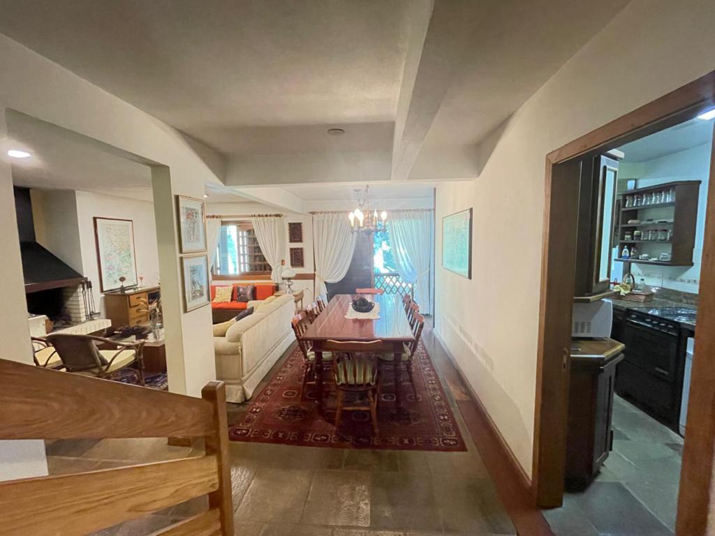 Apartamento 04 Dorm. com 157m² no bairro Planalto em Gramado para Comprar