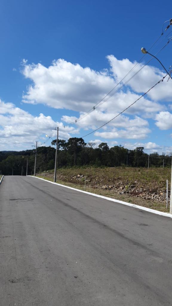 Terreno com 450m² no bairro Moura em Gramado para Comprar