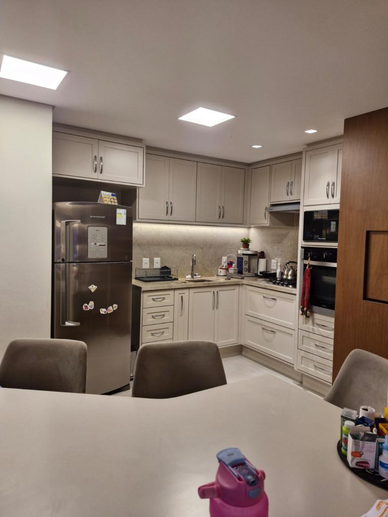 Apartamento 03 Dorm. com 85m² no bairro Avenida Central em Gramado para Comprar