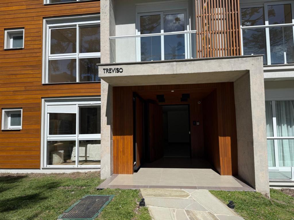 Apartamento 01 Dorm. com 65m² no bairro Avenida Central em Gramado para Comprar