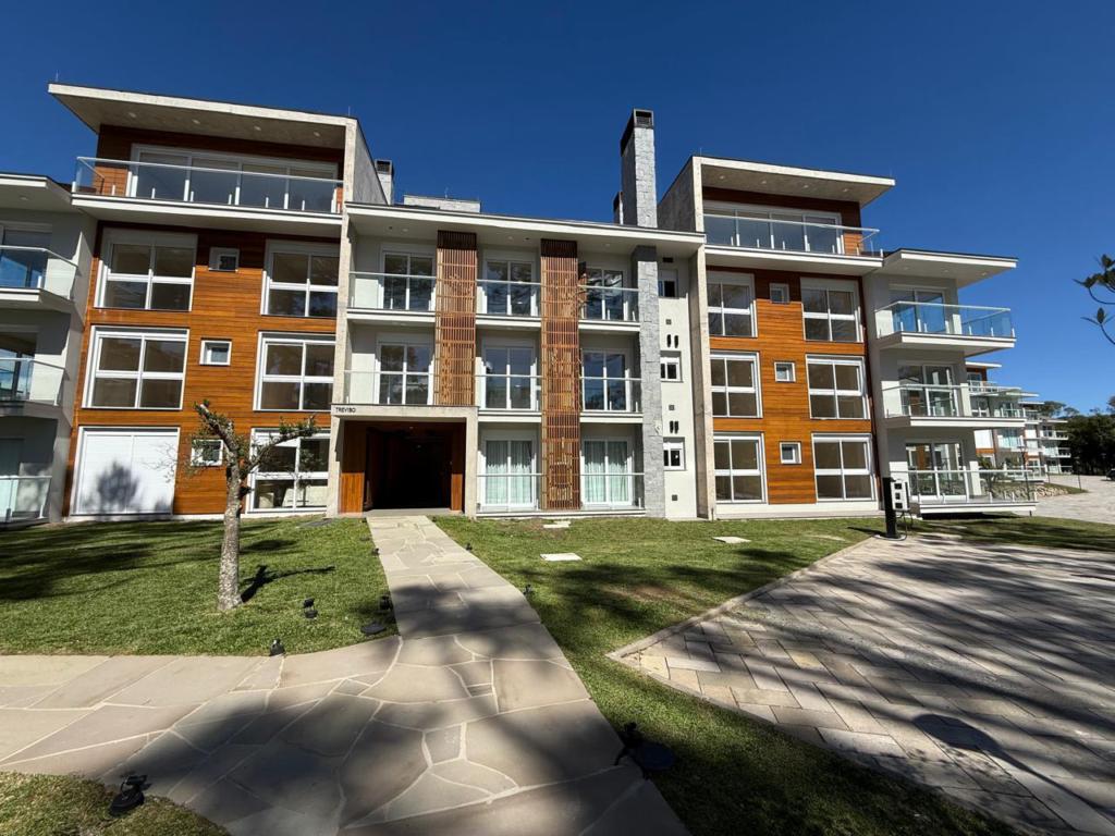 Apartamento 01 Dorm. com 65m² no bairro Avenida Central em Gramado para Comprar
