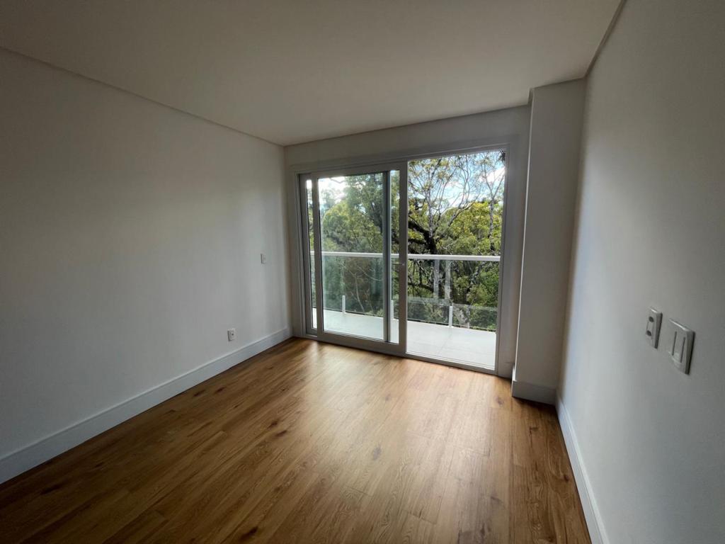 Apartamento 01 Dorm. com 65m² no bairro Avenida Central em Gramado para Comprar