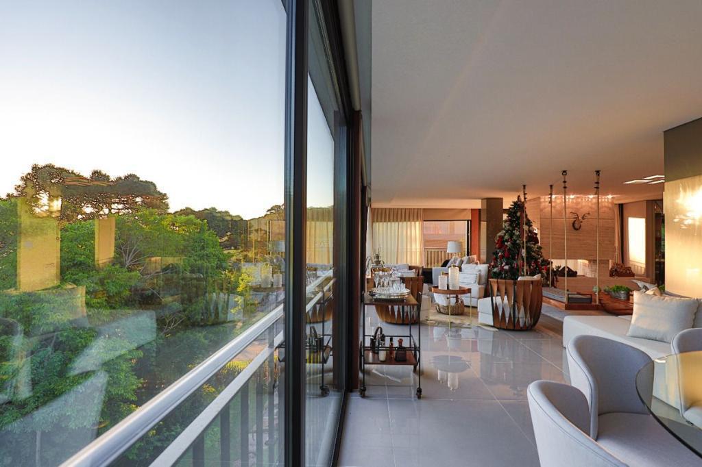 Casa 03 Dorm. com 534m² no bairro Aspen Mountain em Gramado para Comprar