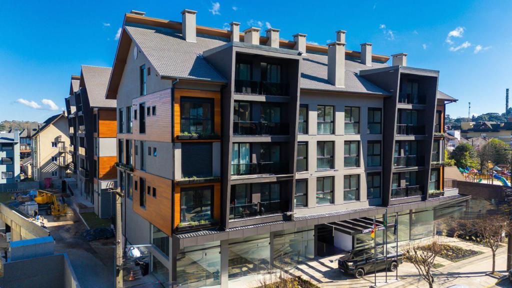 Apartamento 02 Dorm. com 79m² no bairro Centro em Gramado para Comprar