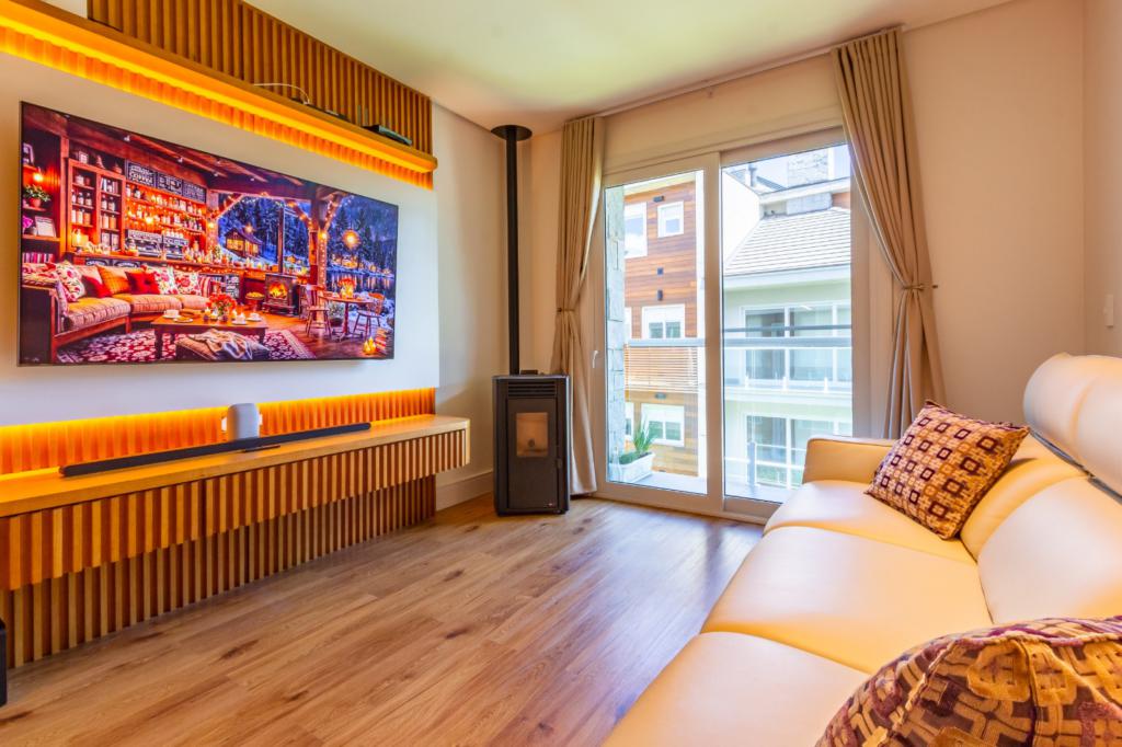 Apartamento 02 Dorm. com 91m² no bairro Avenida Central em Gramado para Comprar