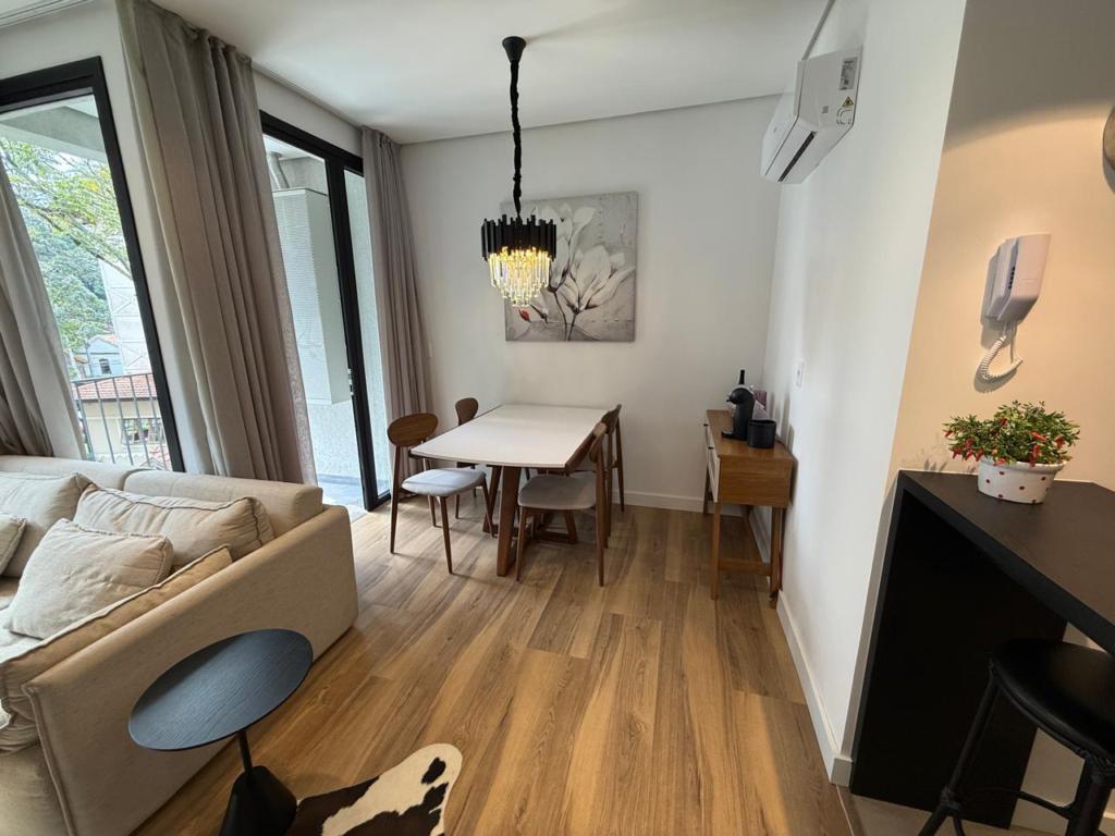 Apartamento 01 Dorm. com 56m² no bairro Centro em Gramado para Comprar