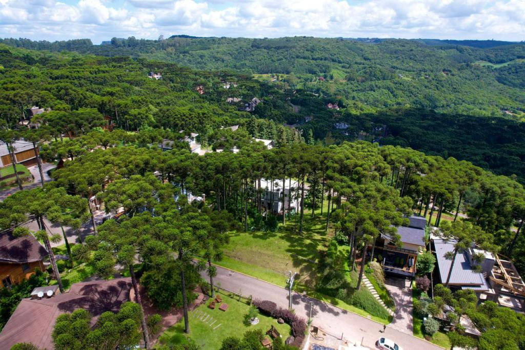 Terreno com 860m² no bairro Aspen Mountain em Gramado para Comprar