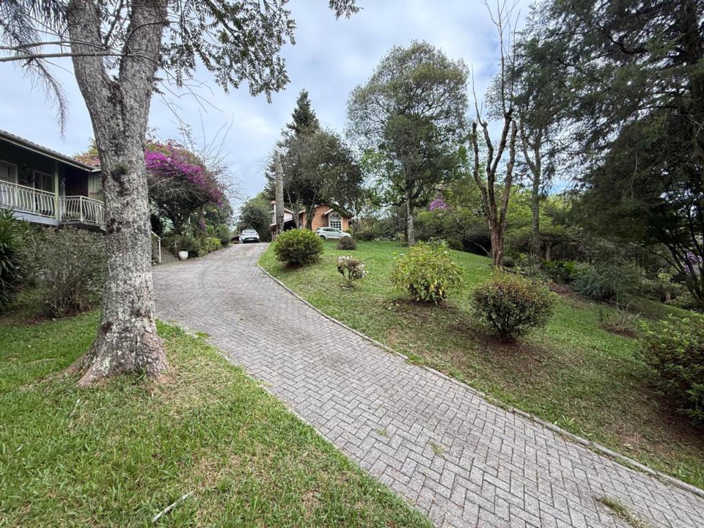 Sítio com 5770m² no bairro Tapera em Gramado para Comprar