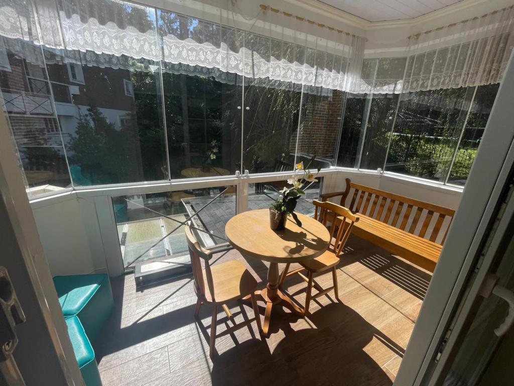 Apartamento 02 Dorm. com 99m² no bairro Centro em Gramado para Comprar