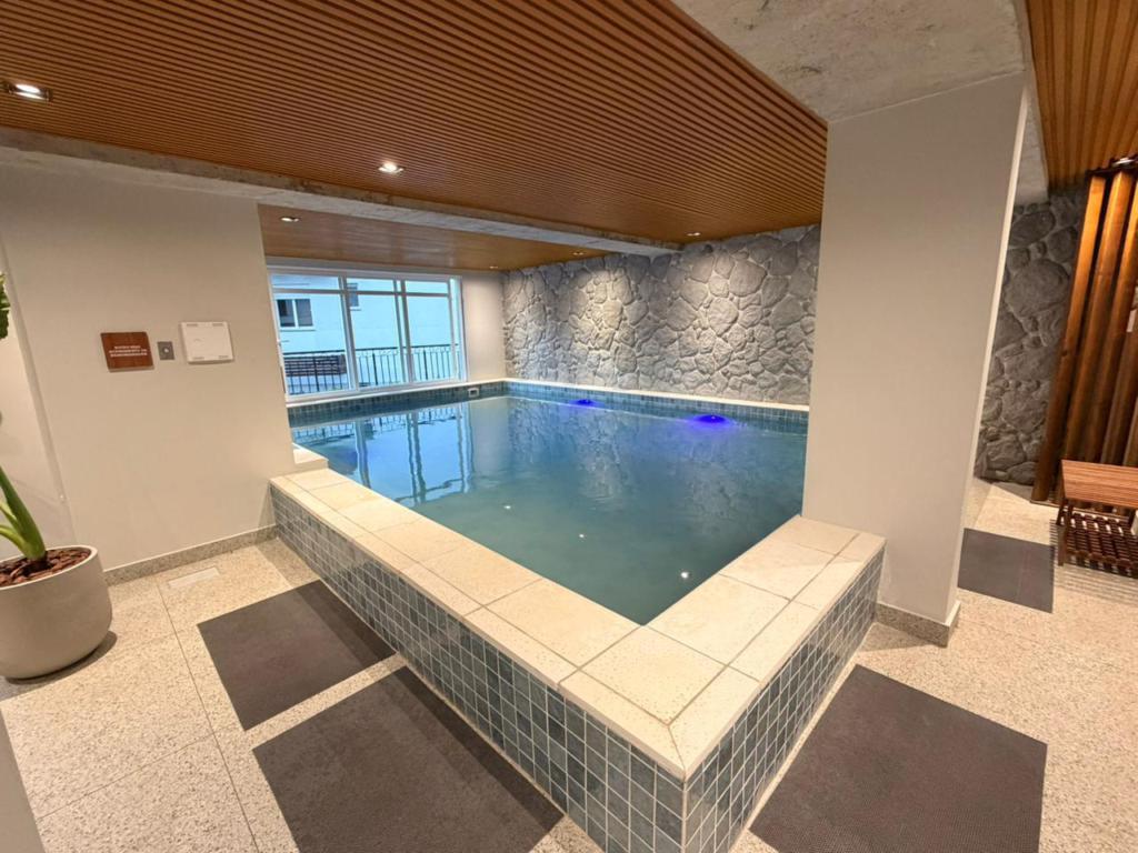 Apartamento 02 Dorm. com 65m² no bairro Piratini em Gramado para Comprar