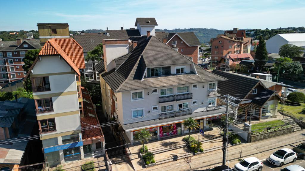 Apartamento 03 Dorm. com 165m² no bairro Centro em Gramado para Comprar