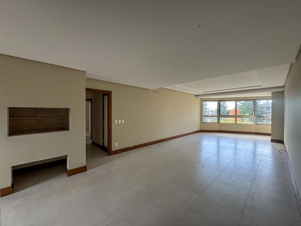 Apartamento 03 Dorm. com 162m² no bairro Centro em Gramado para Comprar