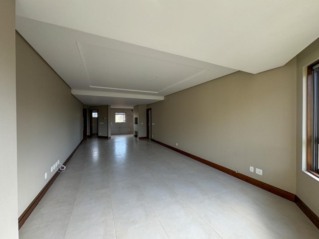 Apartamento 03 Dorm. com 162m² no bairro Centro em Gramado para Comprar